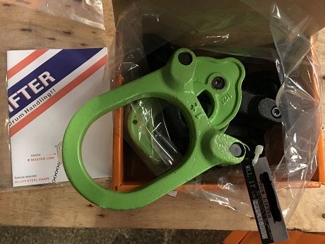 drum lifter clamp (2)(001)
